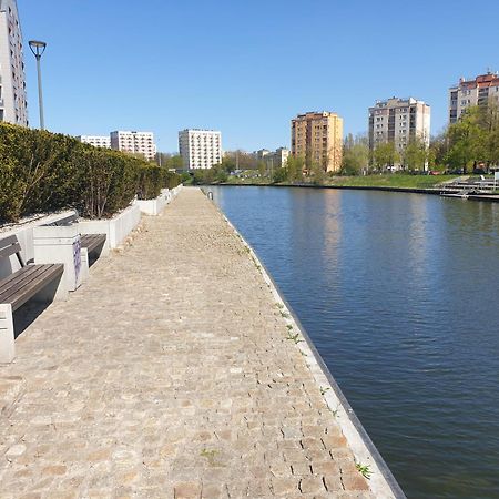 Flatbook - City Center Spa Apartments Motlawa Gdansk Ngoại thất bức ảnh