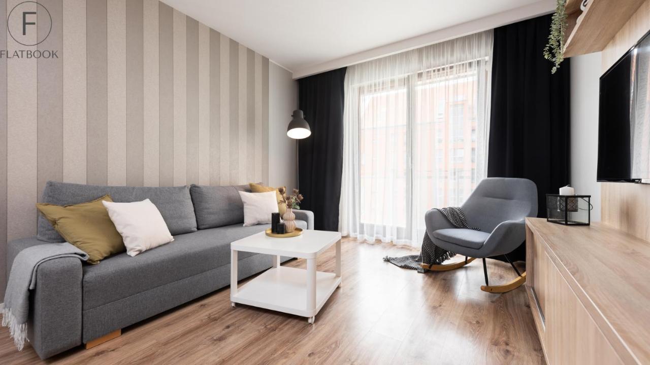 Flatbook - City Center Spa Apartments Motlawa Gdansk Ngoại thất bức ảnh