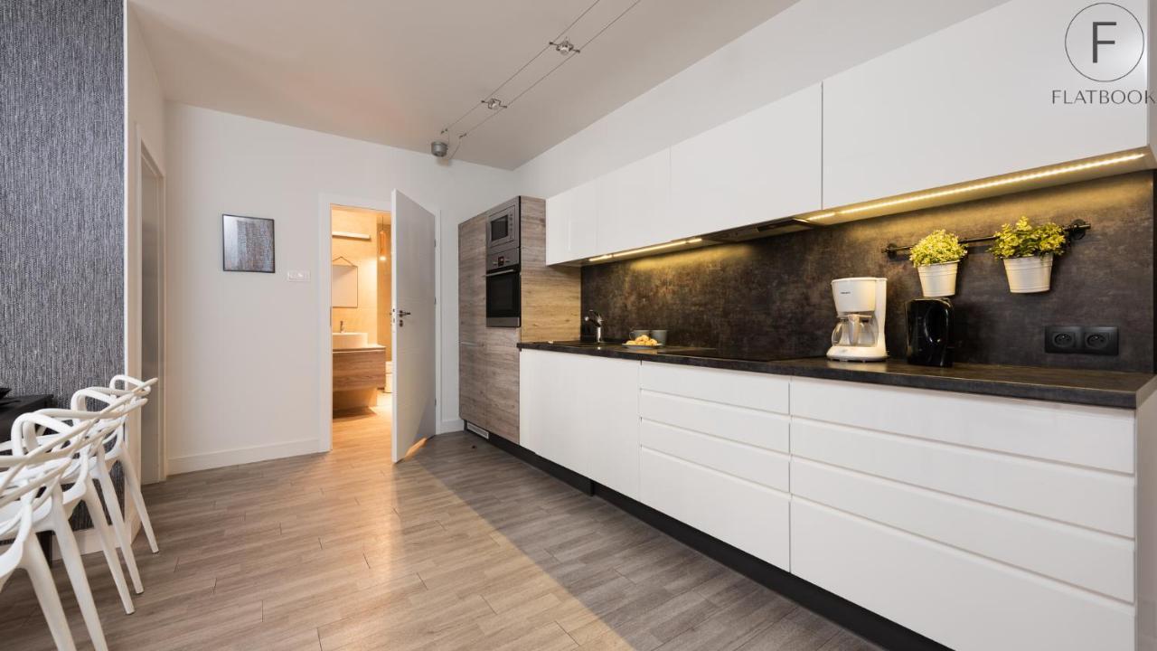 Flatbook - City Center Spa Apartments Motlawa Gdansk Ngoại thất bức ảnh