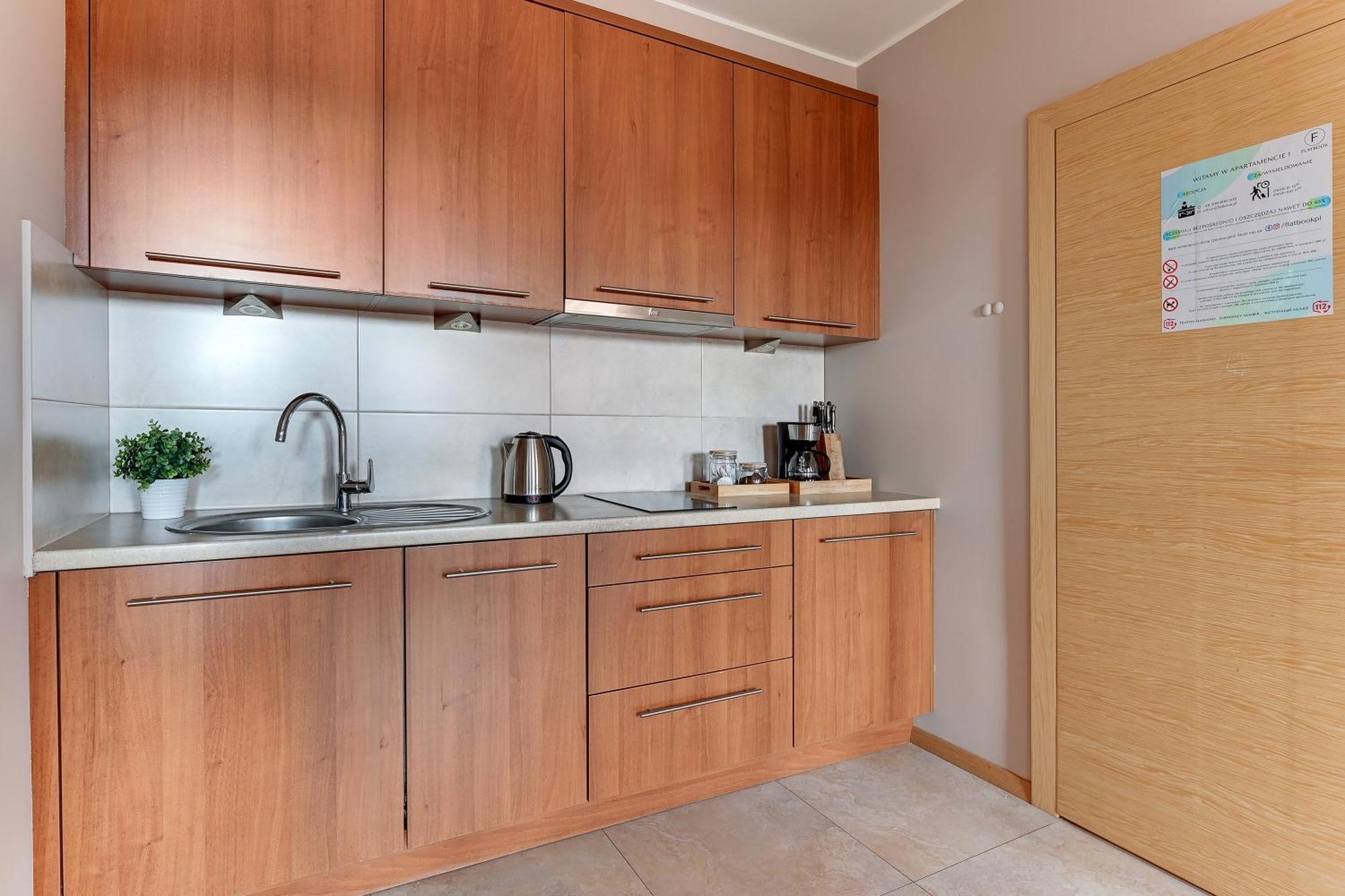 Flatbook - City Center Spa Apartments Motlawa Gdansk Ngoại thất bức ảnh