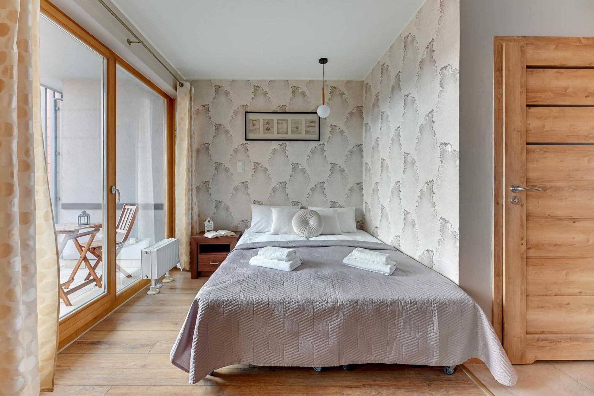 Flatbook - City Center Spa Apartments Motlawa Gdansk Ngoại thất bức ảnh