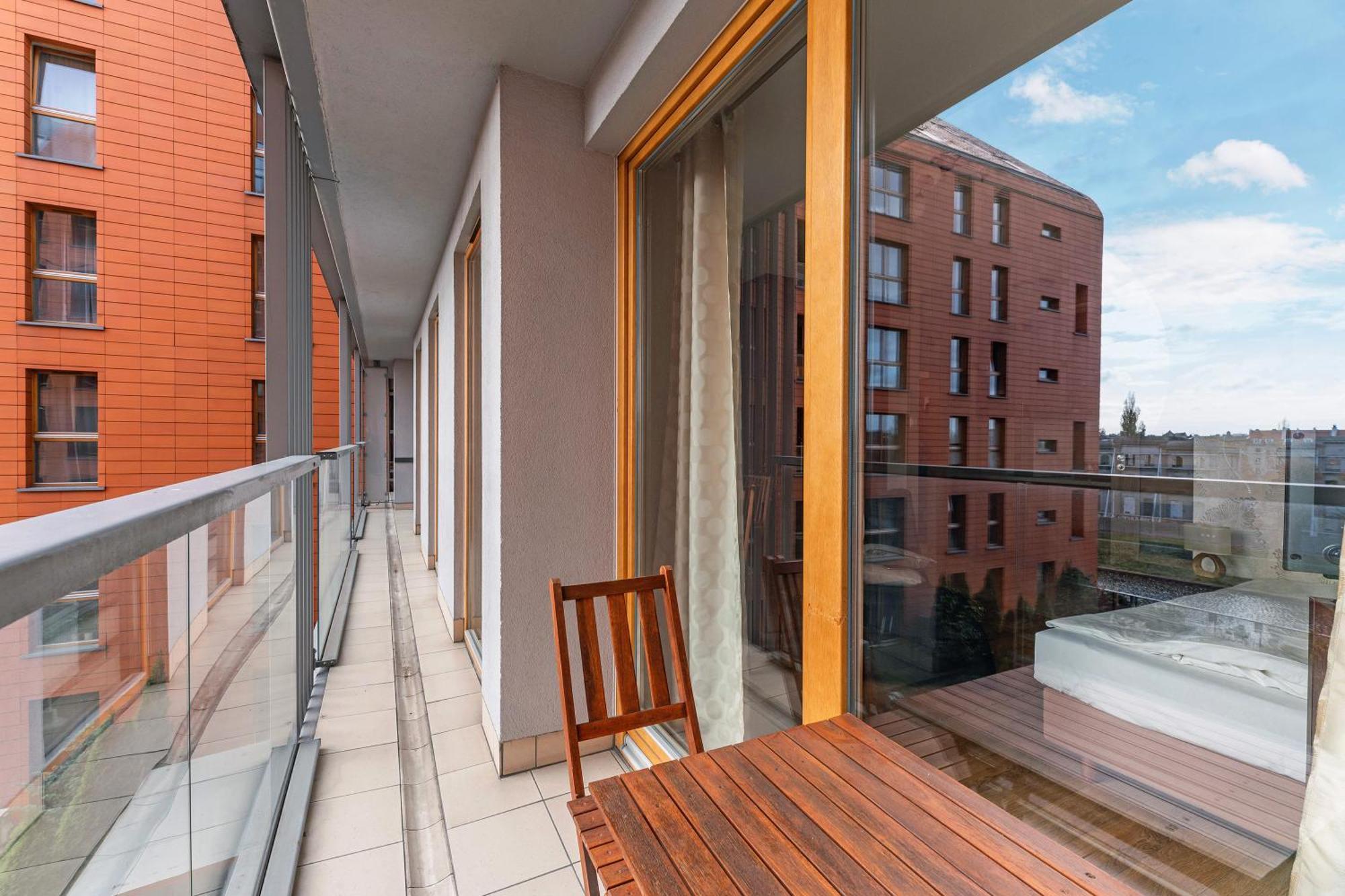 Flatbook - City Center Spa Apartments Motlawa Gdansk Ngoại thất bức ảnh