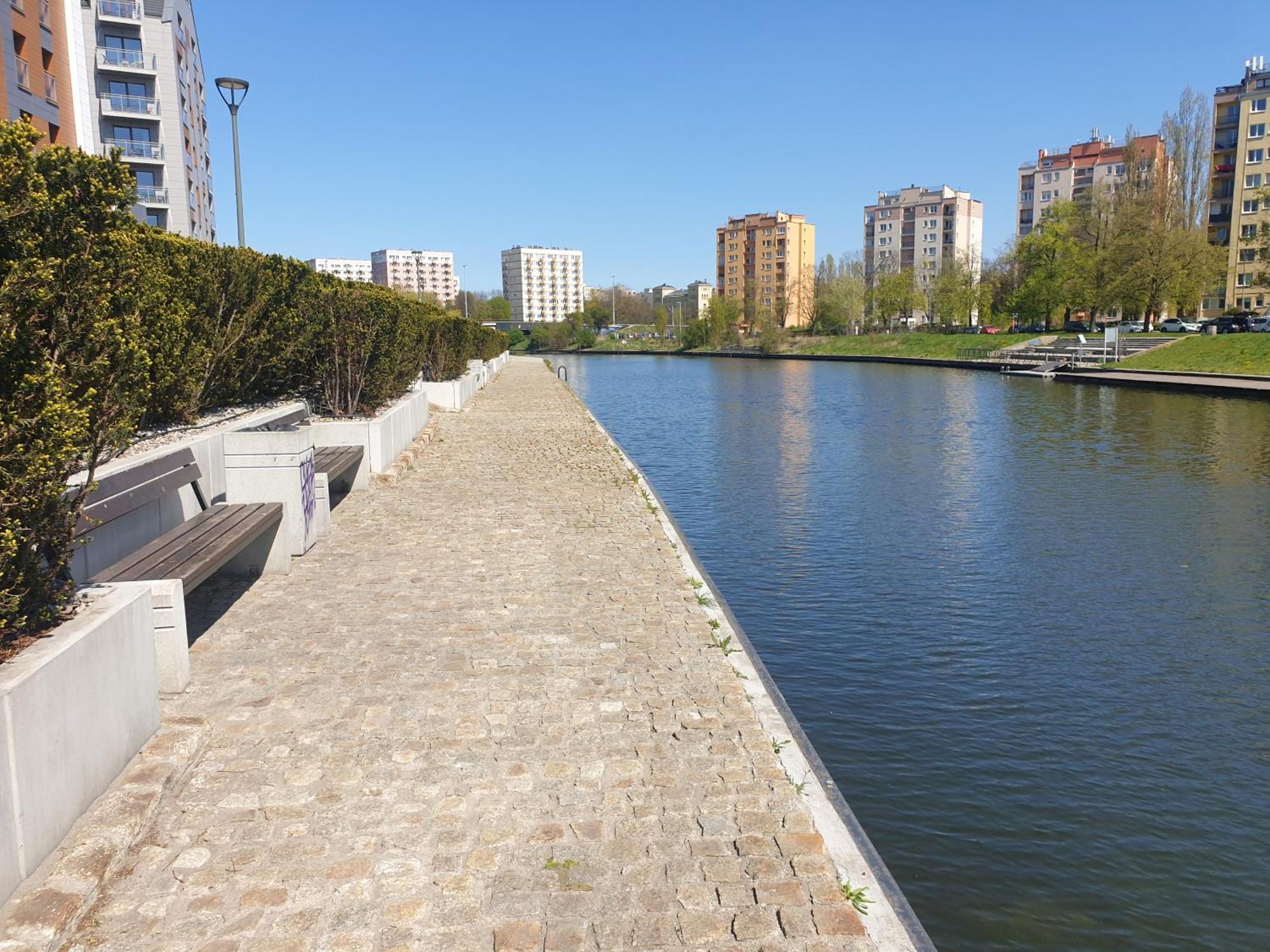 Flatbook - City Center Spa Apartments Motlawa Gdansk Ngoại thất bức ảnh